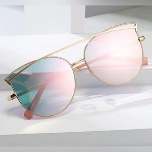 Metal framed sunglasses
